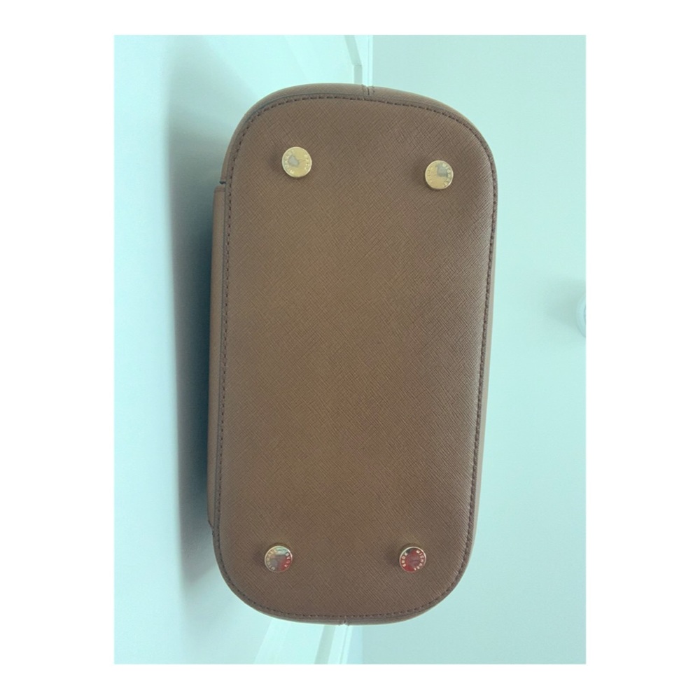 Authentic Michael Kors Jetset Multi Function Tote… - image 4